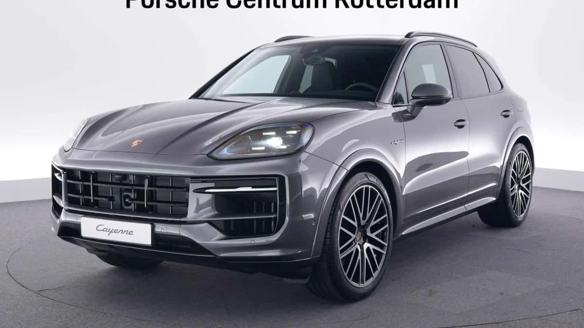 Porsche Cayenne (2025) — foto 1