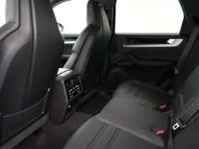 Porsche Cayenne (2025) thumbnail 28