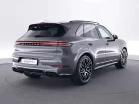Porsche Cayenne (2025) thumbnail 5