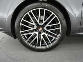 Porsche Cayenne (2025) thumbnail 41