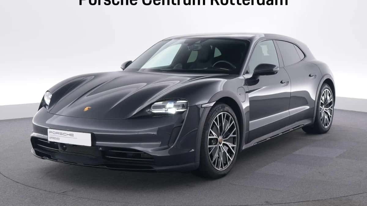 Porsche Taycan (2023) — foto 1
