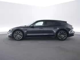 Porsche Taycan (2023) thumbnail 2