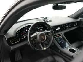 Porsche Taycan (2023) thumbnail 13