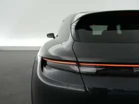 Porsche Taycan (2023) thumbnail 40