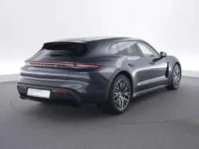 Porsche Taycan (2023) thumbnail 5