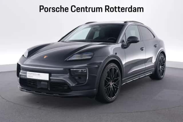 Porsche Macan (2026) thumbnail 1