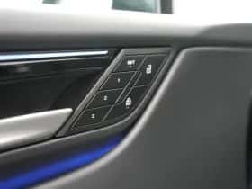 Porsche Macan (2026) thumbnail 13
