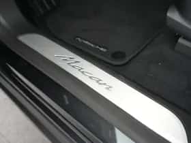 Porsche Macan (2026) thumbnail 18