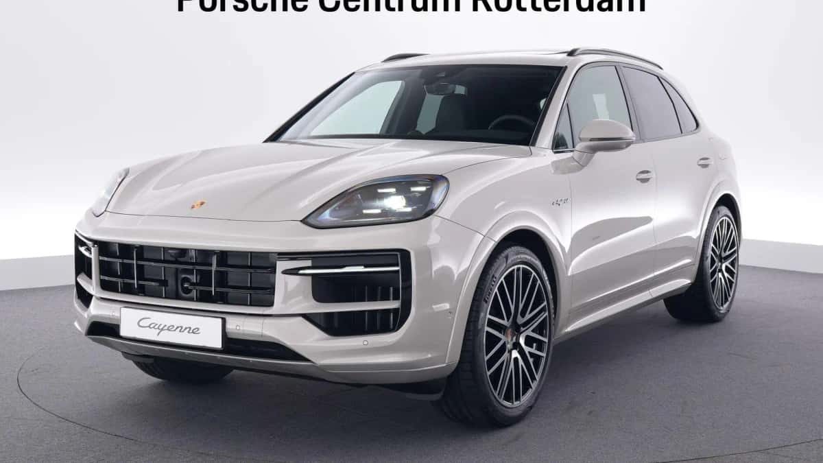 Porsche Cayenne (2025) — foto 1