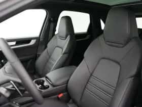 Porsche Cayenne (2025) thumbnail 12