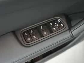 Porsche Cayenne (2025) thumbnail 14