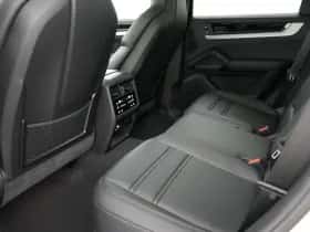 Porsche Cayenne (2025) thumbnail 27