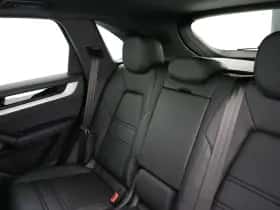 Porsche Cayenne (2025) thumbnail 28