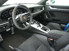 Porsche 911 (2024) thumbnail 11