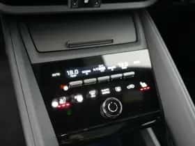 Porsche Macan (2026) thumbnail 24