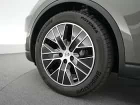 Porsche Macan (2026) thumbnail 34