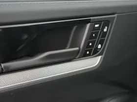 Porsche Cayenne (2025) thumbnail 13