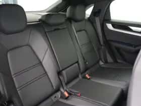 Porsche Cayenne (2025) thumbnail 31