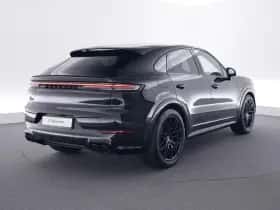 Porsche Cayenne (2025) thumbnail 5