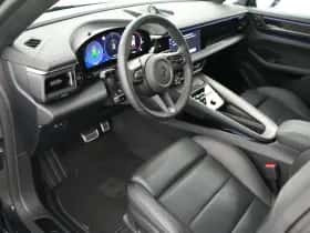 Porsche Macan (2025) thumbnail 11