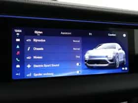 Porsche Macan (2025) thumbnail 19