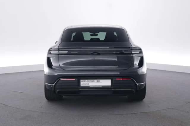Porsche Macan (2025) thumbnail 4