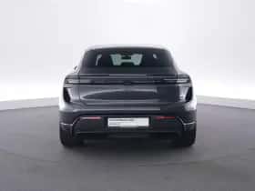 Porsche Macan (2025) thumbnail 4