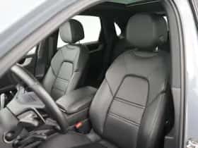 Porsche Cayenne (2024) thumbnail 11