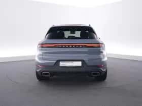 Porsche Cayenne (2024) thumbnail 4