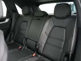 Porsche Cayenne (2024) thumbnail 31