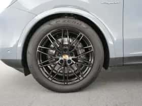 Porsche Cayenne (2024) thumbnail 42