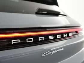 Porsche Cayenne (2024) thumbnail 44