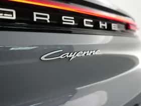 Porsche Cayenne (2024) thumbnail 45