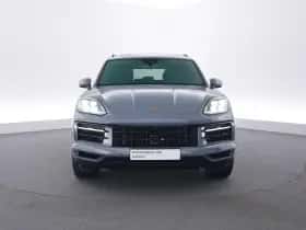 Porsche Cayenne (2024) thumbnail 8