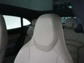 Porsche Taycan (2023) thumbnail 19
