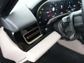 Porsche Taycan (2023) thumbnail 20