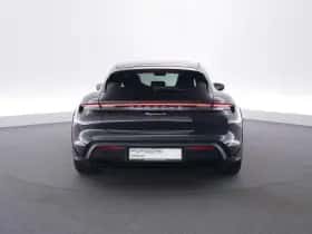 Porsche Taycan (2023) thumbnail 4