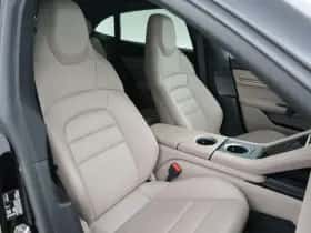 Porsche Taycan (2023) thumbnail 33