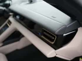 Porsche Taycan (2023) thumbnail 37