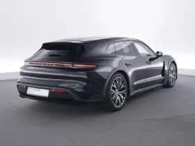 Porsche Taycan (2023) thumbnail 5