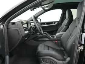 Porsche Cayenne (2026) thumbnail 13