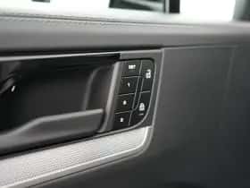 Porsche Cayenne (2026) thumbnail 14