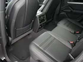 Porsche Cayenne (2026) thumbnail 28