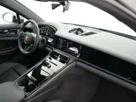Porsche Panamera (2026) thumbnail 38