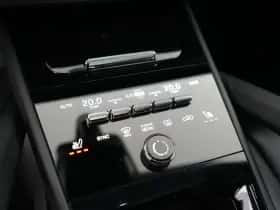 Porsche Cayenne (2025) thumbnail 22