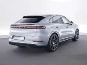 Porsche Cayenne (2025) thumbnail 5