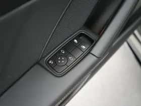 Porsche 911 (2026) thumbnail 14