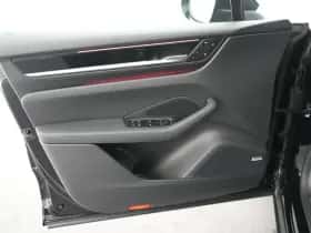 Porsche Macan (2026) thumbnail 17