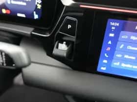 Porsche Macan (2026) thumbnail 27