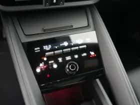 Porsche Macan (2026) thumbnail 28
